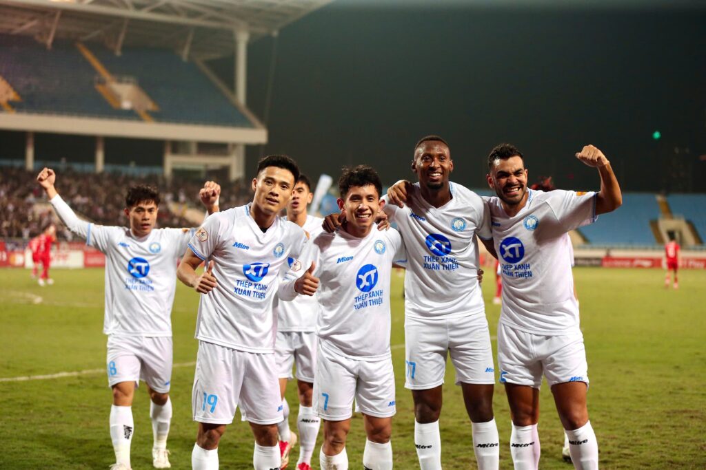 Tương lai các đội bóng V-League trước thách thức sáp nhập tỉnh, thành